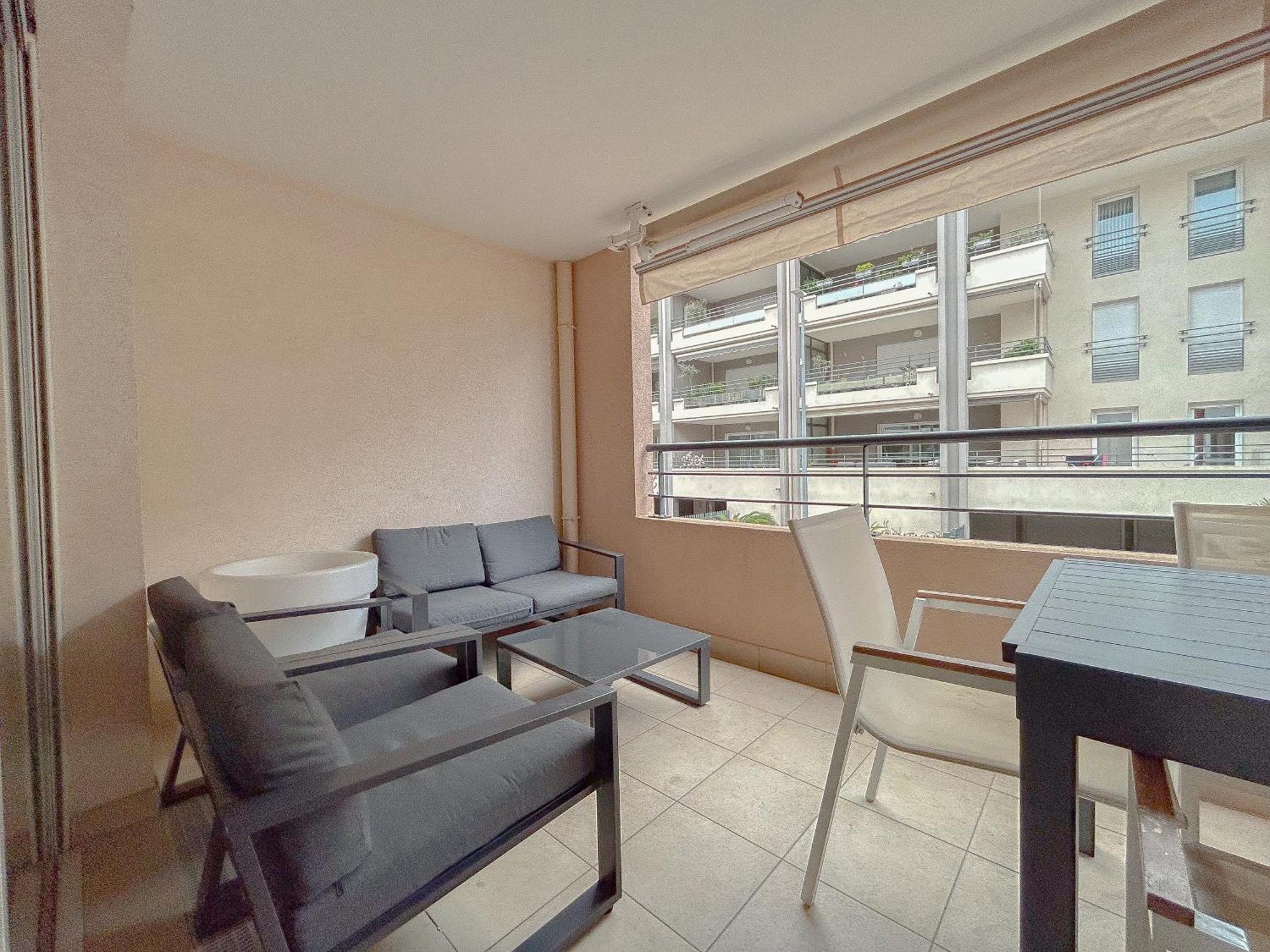 Appartement Centrale A 100 M Des Plages Rue De Provence แซ็งต์-ราฟาเอล ภายนอก รูปภาพ